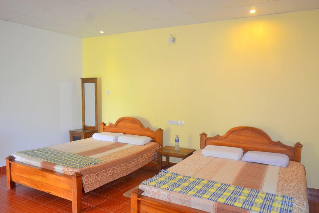 Wilpattu Dilsara Holiday Resort Pahala Maragahawewa Zimmer foto